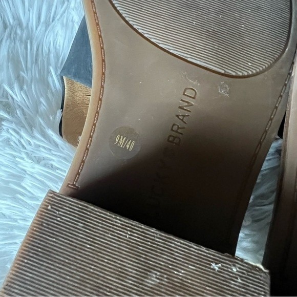 Lucky Brand Black Gennifa Loafer Flats - 9 - Picture 3 of 8